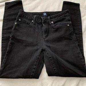 Gap, curvy, true skinny, size 29